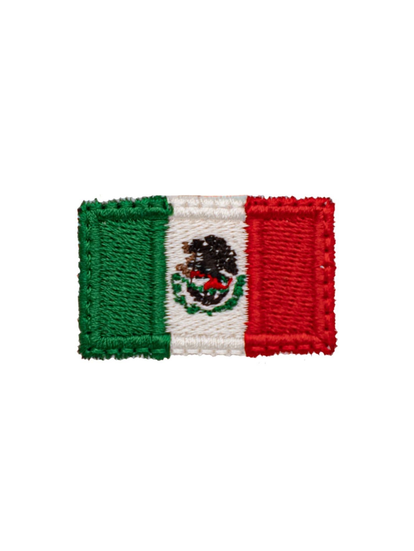 Detalle bordado bandera México para uniformes institucionales